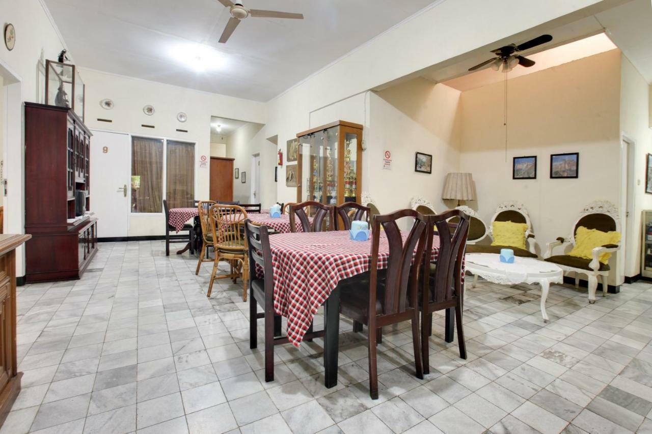 Lite Rooms Bogor Guest House Dış mekan fotoğraf