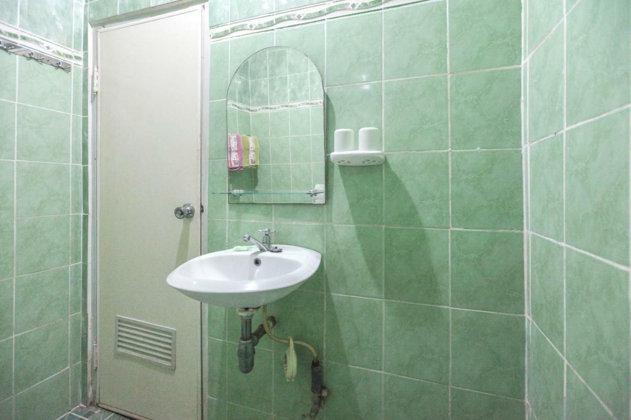 Lite Rooms Bogor Guest House Dış mekan fotoğraf